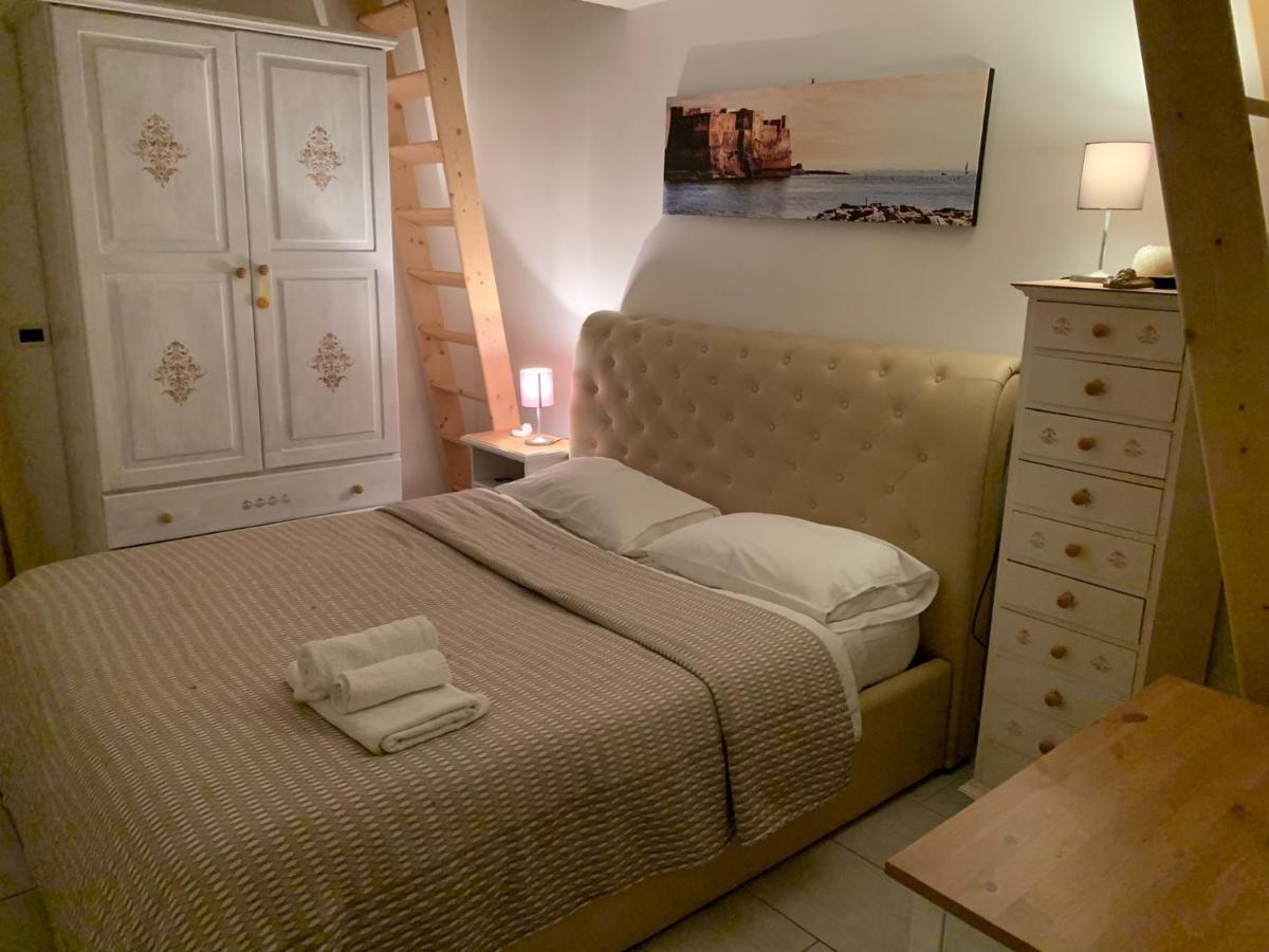 Appartamento casa vacanze Napoli Esterno foto
